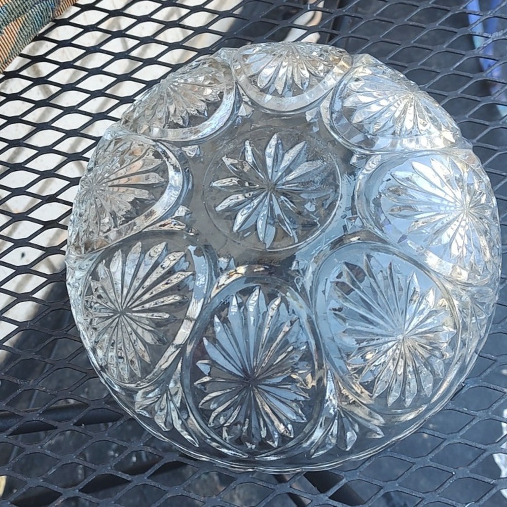 Clear,Glass Serving Bowl ⭐burst Pattern - Picture 8 of 8